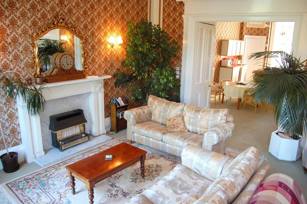 Regent Terrace, Central&charming, Quiet Apartment *